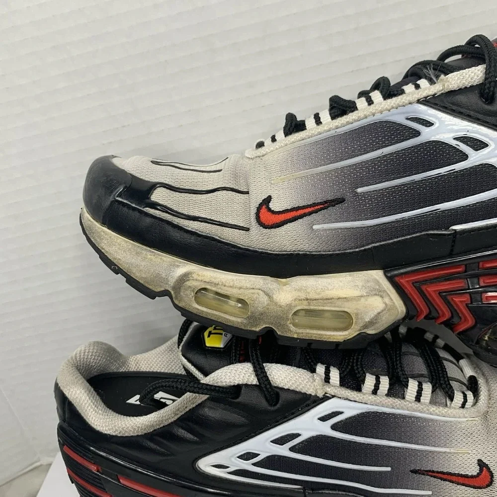 Nike Air Max Plus 3 Black Red White Sneakers